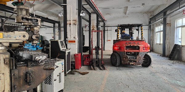 搬運(yùn)設(shè)備的公司有幾種？有什么區(qū)別？